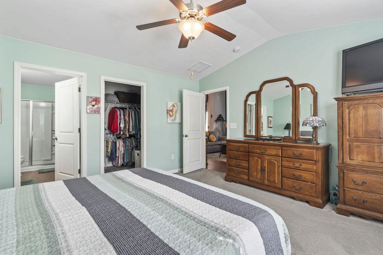 4412 Livorn Loop Photo 15