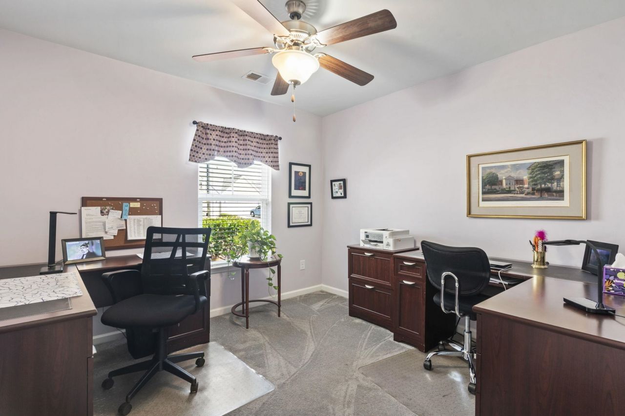 4412 Livorn Loop Photo 17