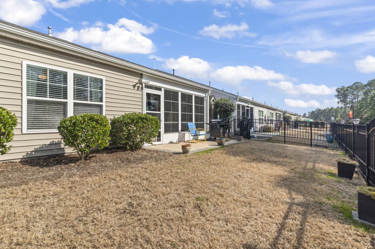 4412 Livorn Loop Photo 28