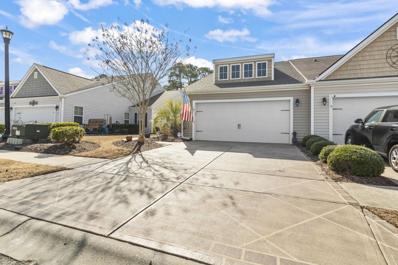 4412 Livorn Loop Photo 32