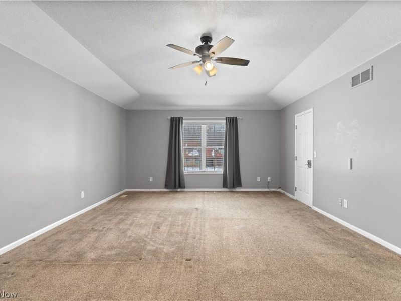 477 Misty Lane, Akron, OH 44321 Photo 18