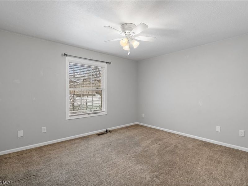 477 Misty Lane, Akron, OH 44321 Photo 27