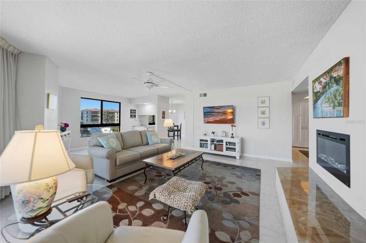 25188 Marion Avenue, Unit D112, Punta Gorda, FL 33950 Photo