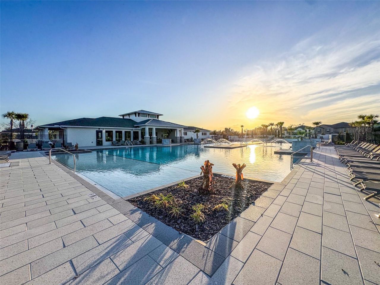 7014 Ripple Pond Loop, Zephyrhills, FL 33541 Photo