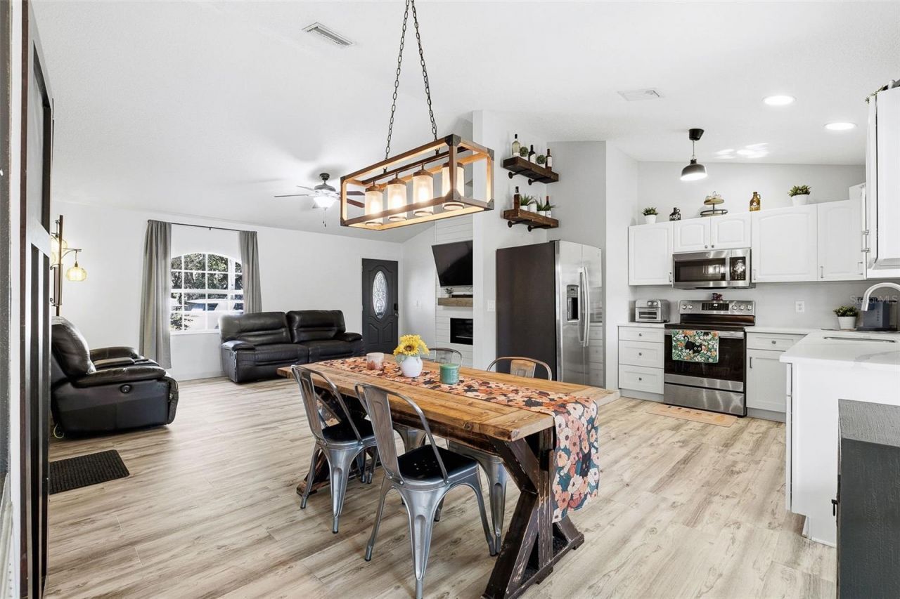 2116 30th Avenue E, Bradenton, FL 34208 Photo