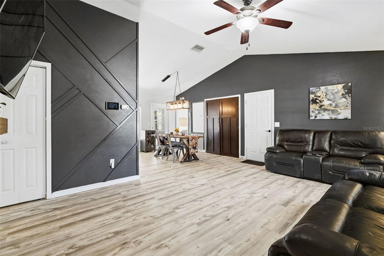 2116 30th Avenue E, Bradenton, FL 34208 Photo