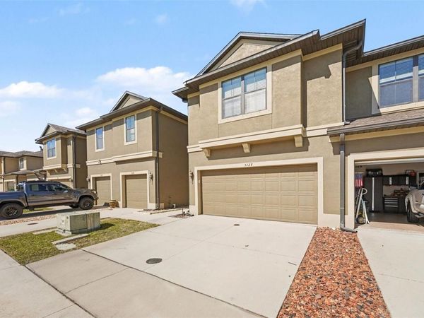 5128 BAY ISLE CIRCLE, CLEARWATER, FL 33760