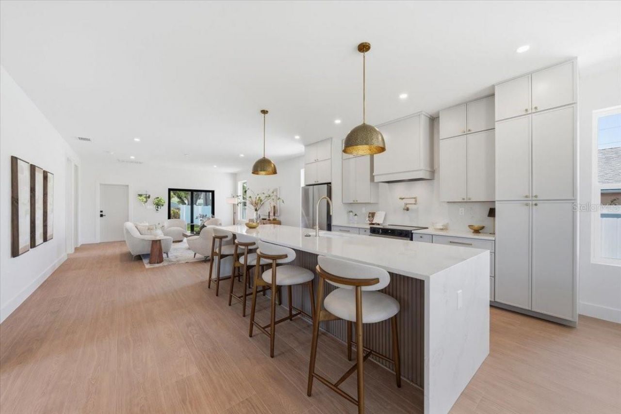 5130 Dartmouth Avenue N, Saint Petersburg, FL 33710 Photo