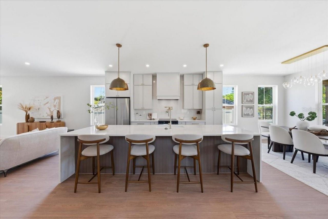 5130 Dartmouth Avenue N, Saint Petersburg, FL 33710 Photo