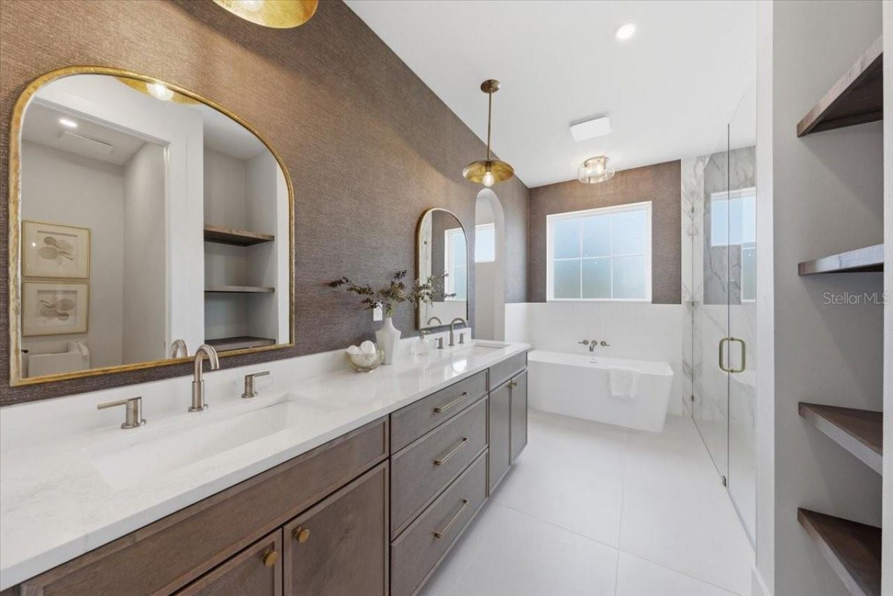 5130 Dartmouth Avenue N, Saint Petersburg, FL 33710 Photo
