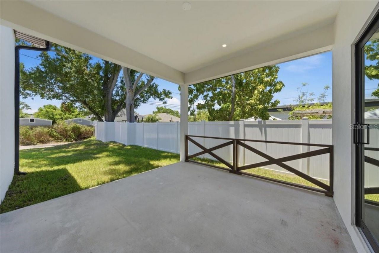5130 Dartmouth Avenue N, Saint Petersburg, FL 33710 Photo