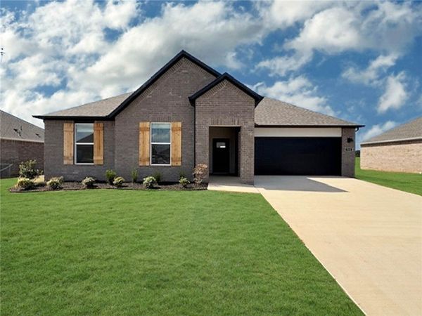 480 W Canada Drive, Farmington, AR 72730