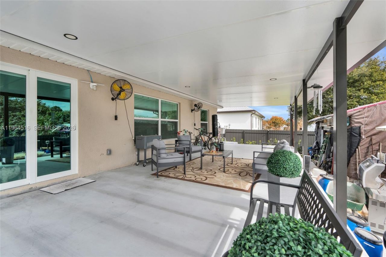 2707 2nd St Sw, , FL 33976 Photo