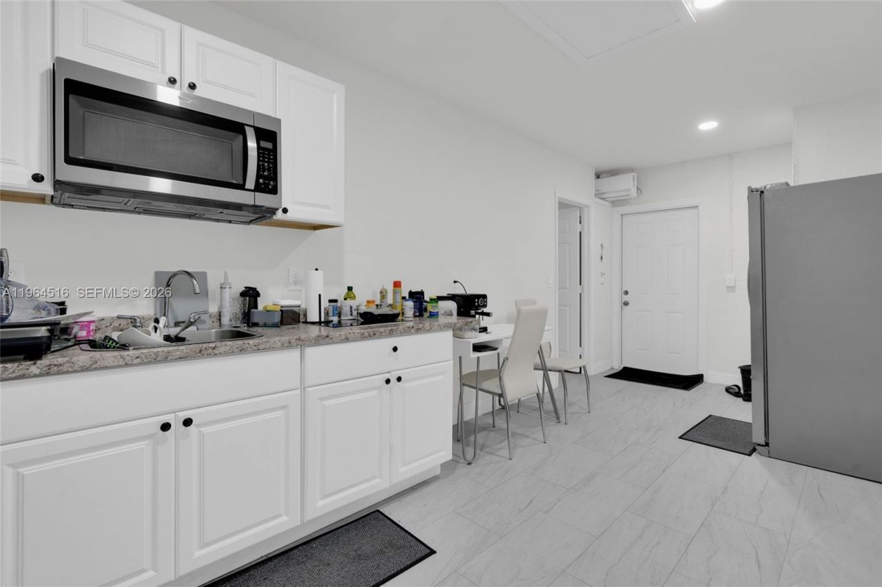 2707 2nd St Sw, , FL 33976 Photo