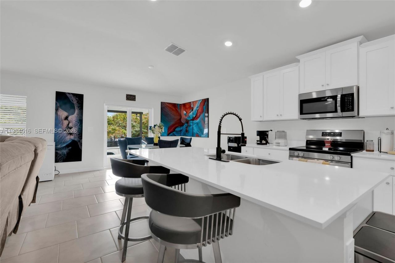 2707 2nd St Sw, , FL 33976 Photo