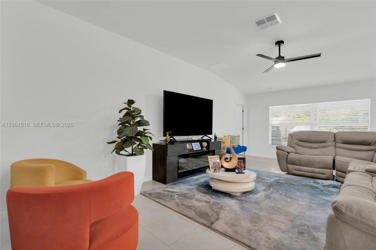 2707 2nd St Sw, , FL 33976 Photo