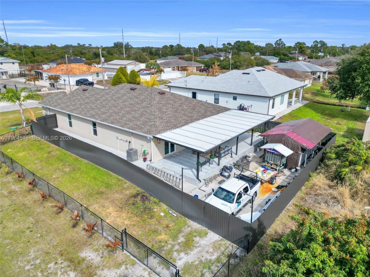2707 2nd St Sw, , FL 33976 Photo
