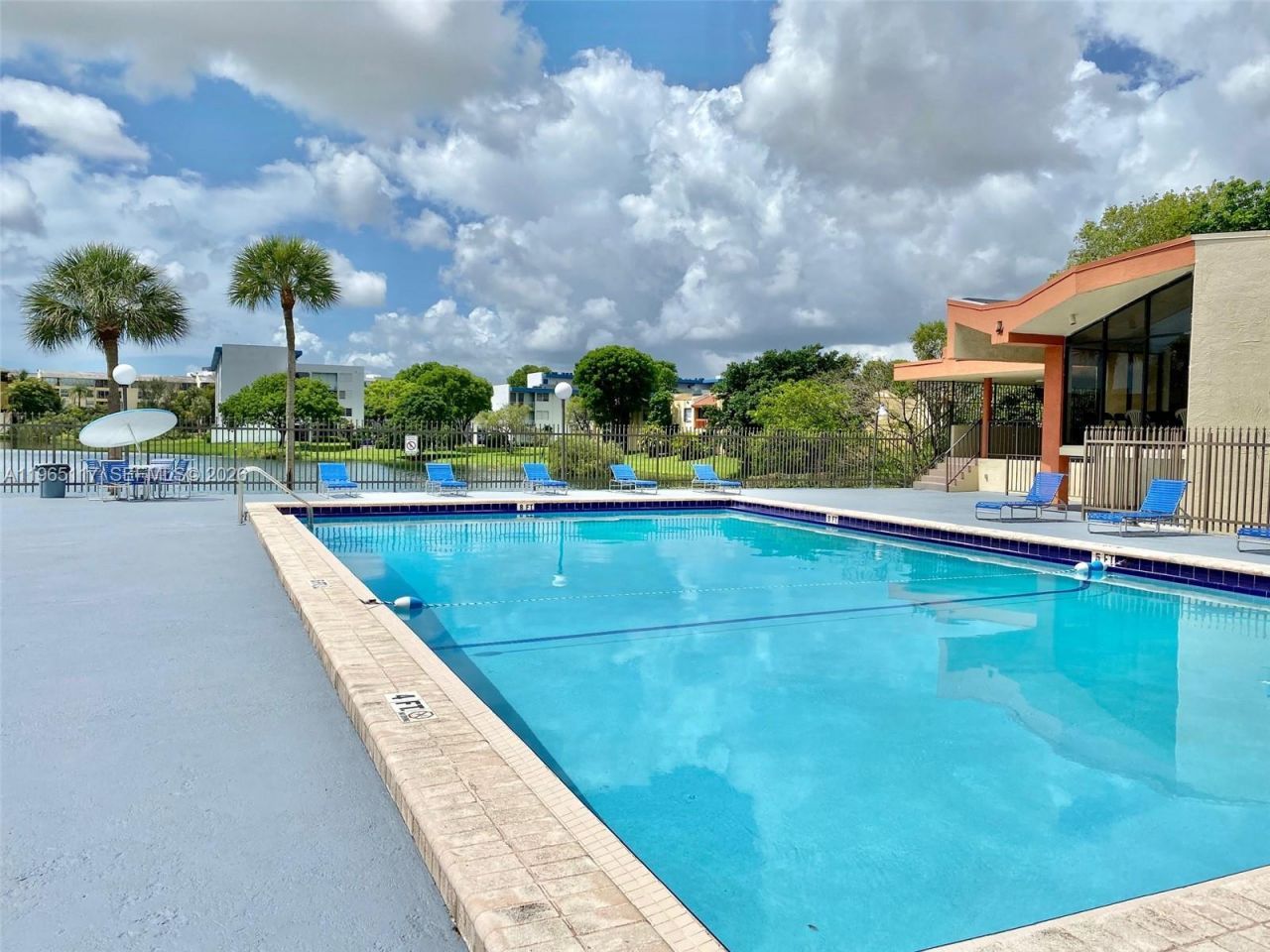 8897 Fontainebleau Blvd , Unit 303, Miami, FL 33172 Photo