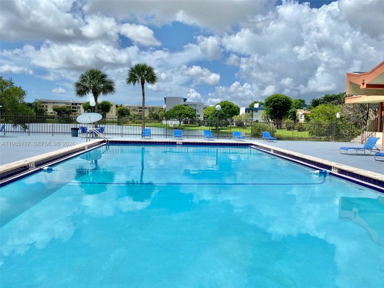 8897 Fontainebleau Blvd , Unit 303, Miami, FL 33172 Photo