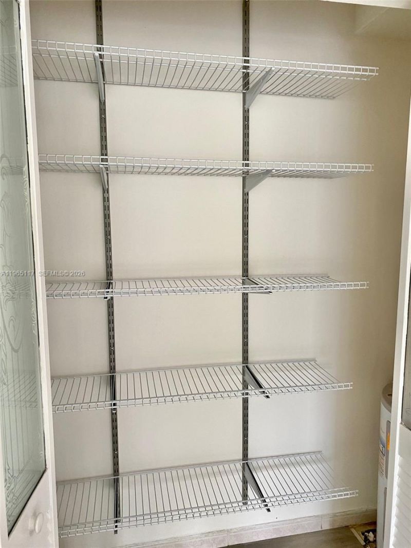 8897 Fontainebleau Blvd , Unit 303, Miami, FL 33172 Photo