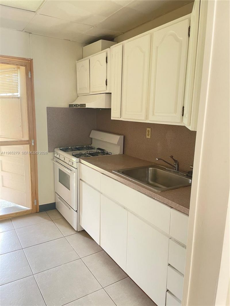 1913 Harding St , Hollywood, FL 33020 Photo