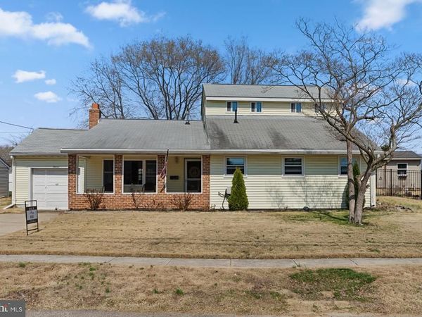 11 ROSE AVENUE, MAPLE SHADE, NJ 08052