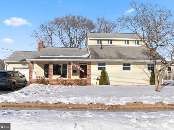 11 ROSE AVENUE, MAPLE SHADE, NJ 08052