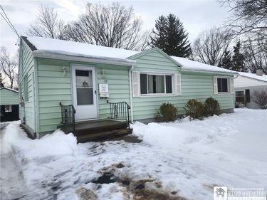 93 Seymour Street, Fredonia, NY 14063