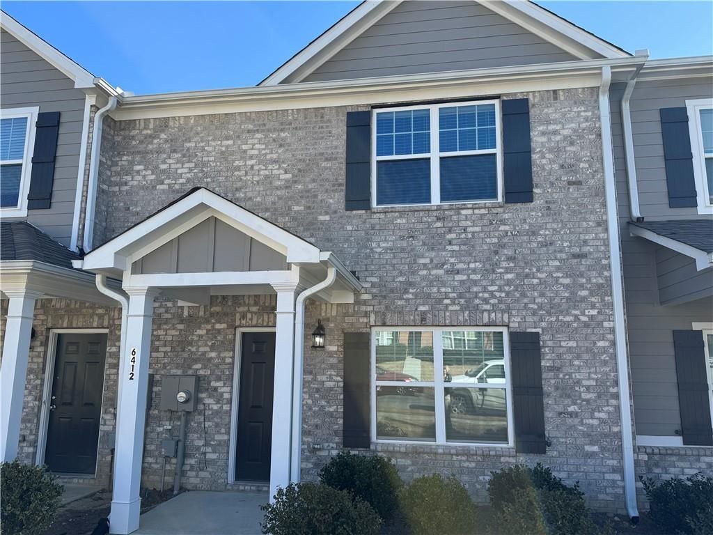 6412 Olmadison Place, Atlanta, GA 30349 Main Photo