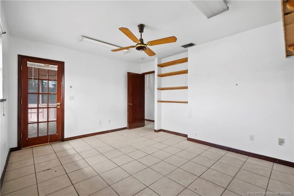 981 SE Lansdowne Avenue, Port Saint Lucie, FL 34983 Photo