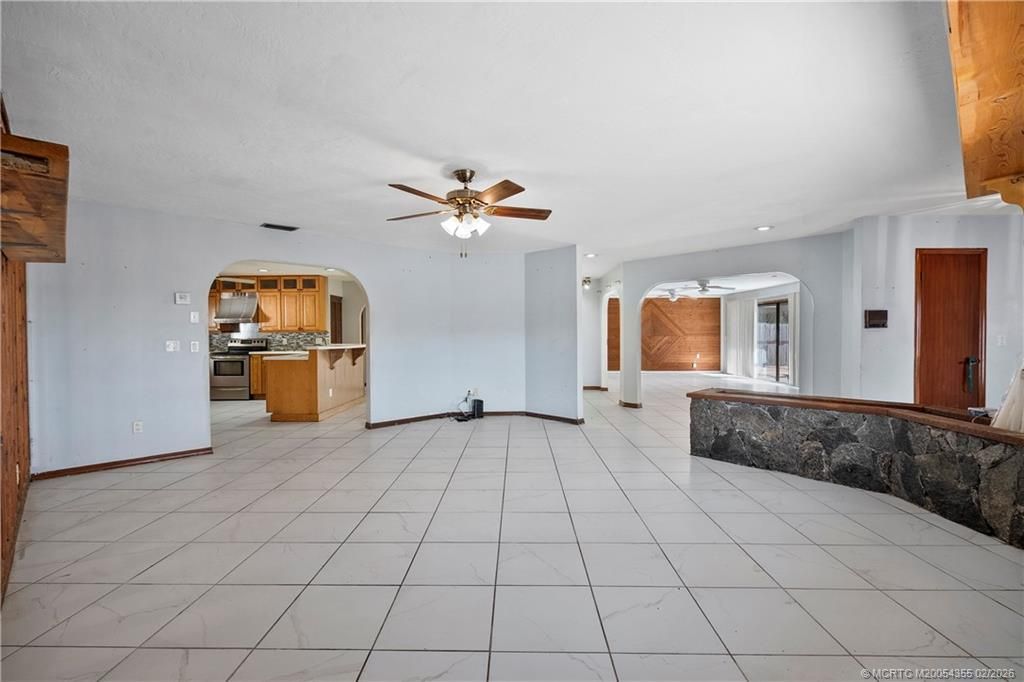 981 SE Lansdowne Avenue, Port Saint Lucie, FL 34983 Photo