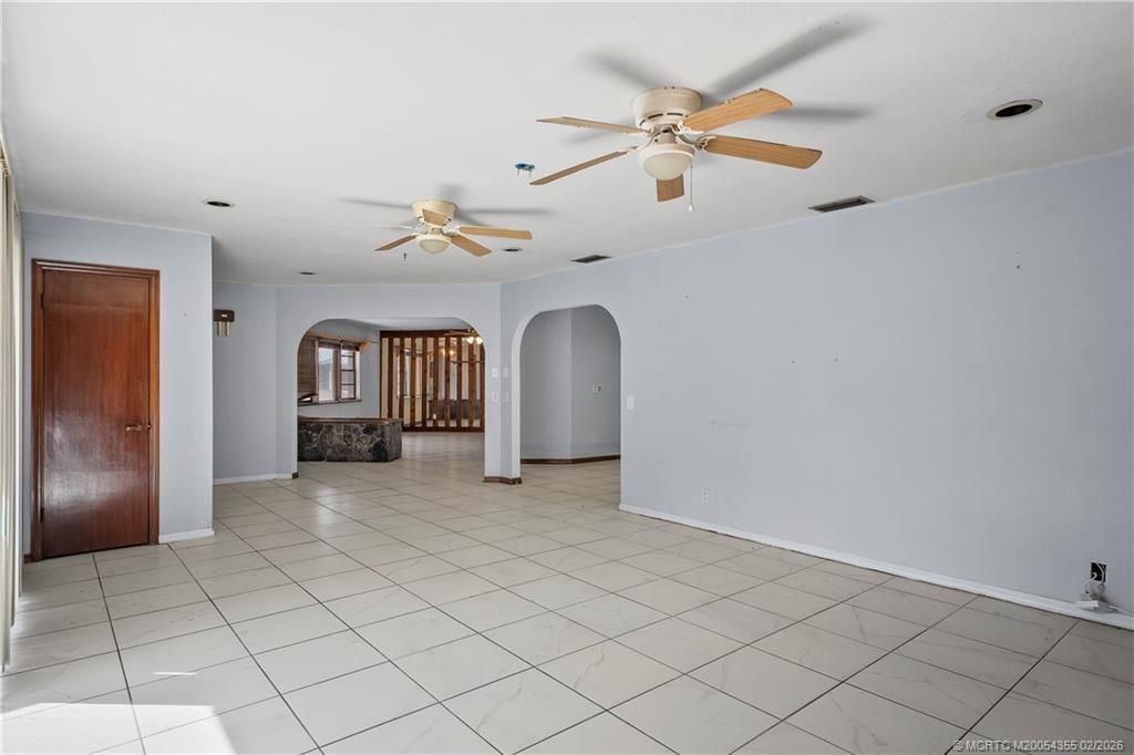 981 SE Lansdowne Avenue, Port Saint Lucie, FL 34983 Photo