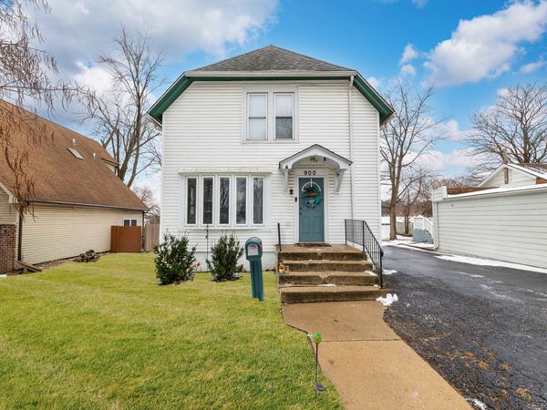 900 Croghan Avenue, Joliet, IL 60436