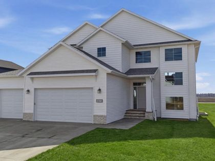 1572 75th Avenue S Fargo, ND 58104