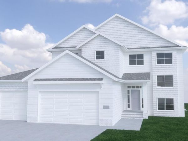 1572 75th Avenue S, Fargo, ND 58104