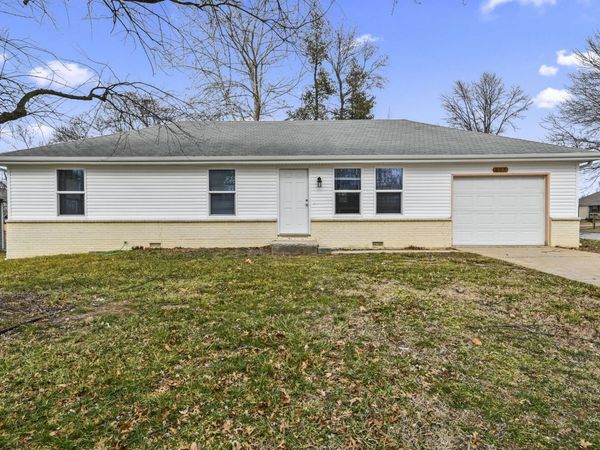 607 Aspen Drive, Nixa, MO 65714