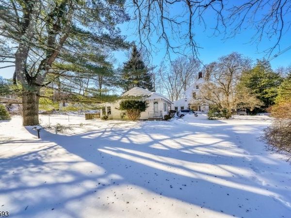 59 Furnace Rd, Unit A, Chester, NJ 07930