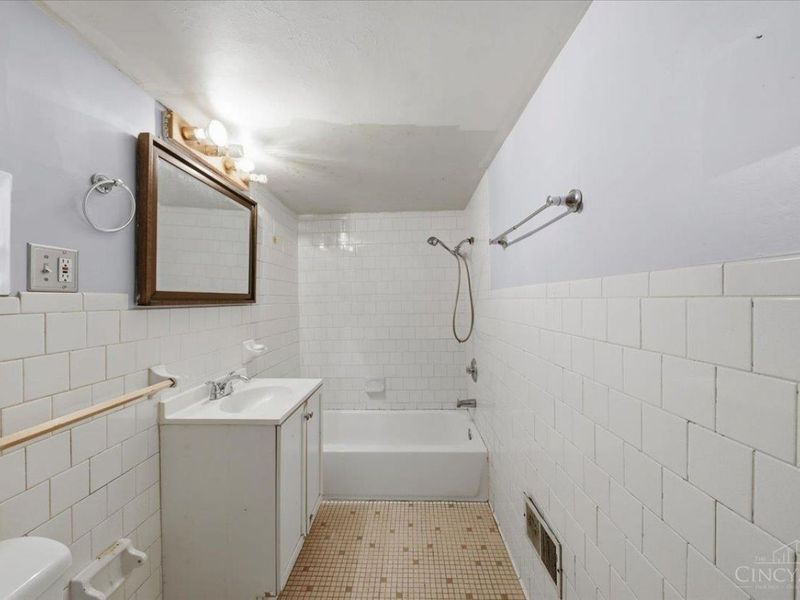 319 N Eleventh Street, Hamilton, OH 45011 Photo 10