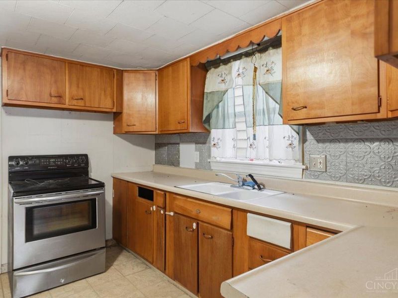 319 N Eleventh Street, Hamilton, OH 45011 Photo 5