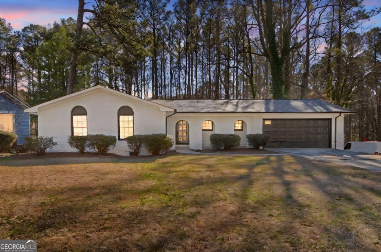 2828 The Meadows Way, Atlanta, GA 30349 Main Photo