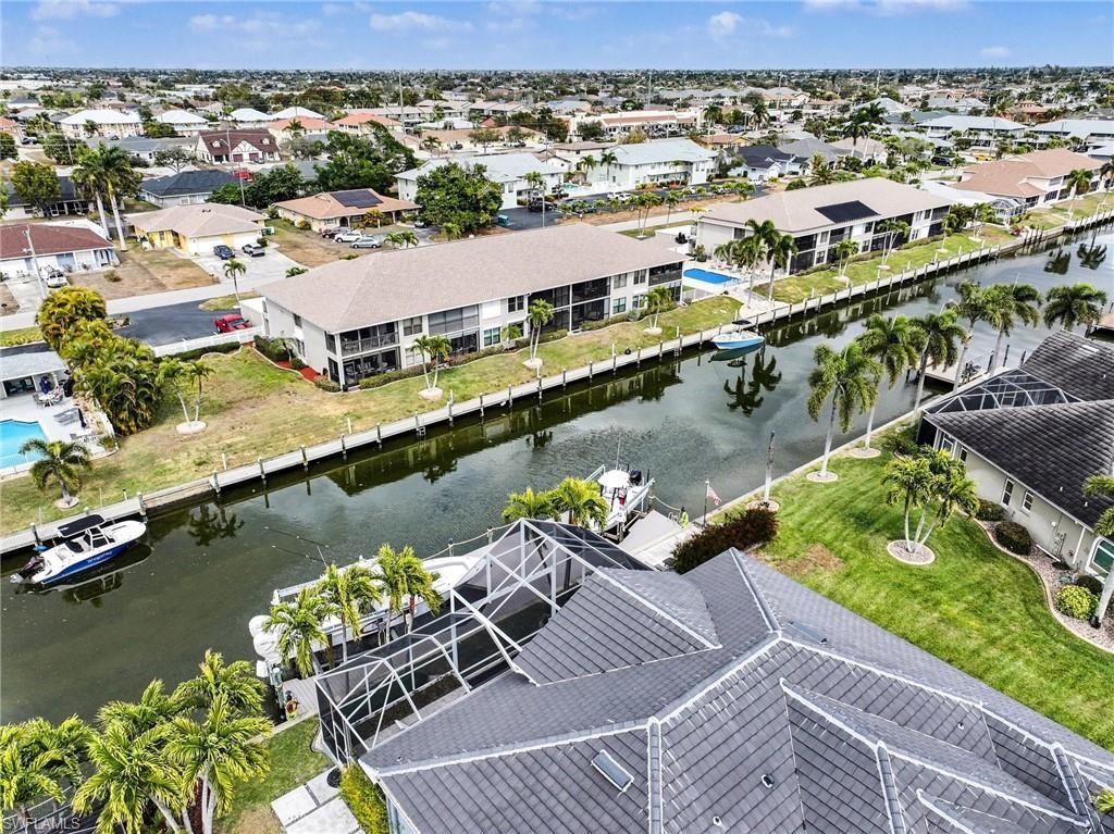 912 SW 48th Ter, Unit 110, Cape Coral, FL 33914 Photo