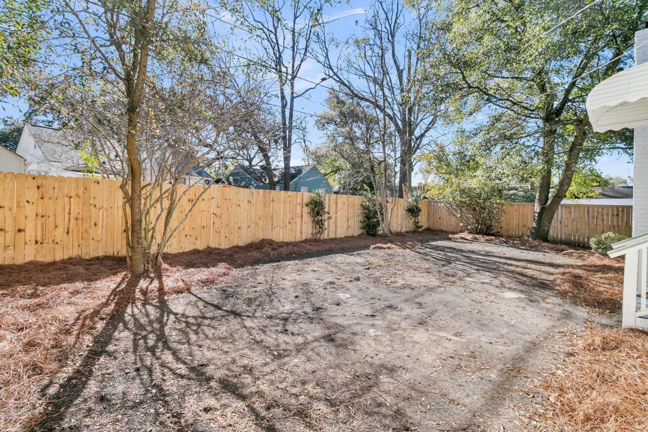 4808 Parkside Drive Photo 30