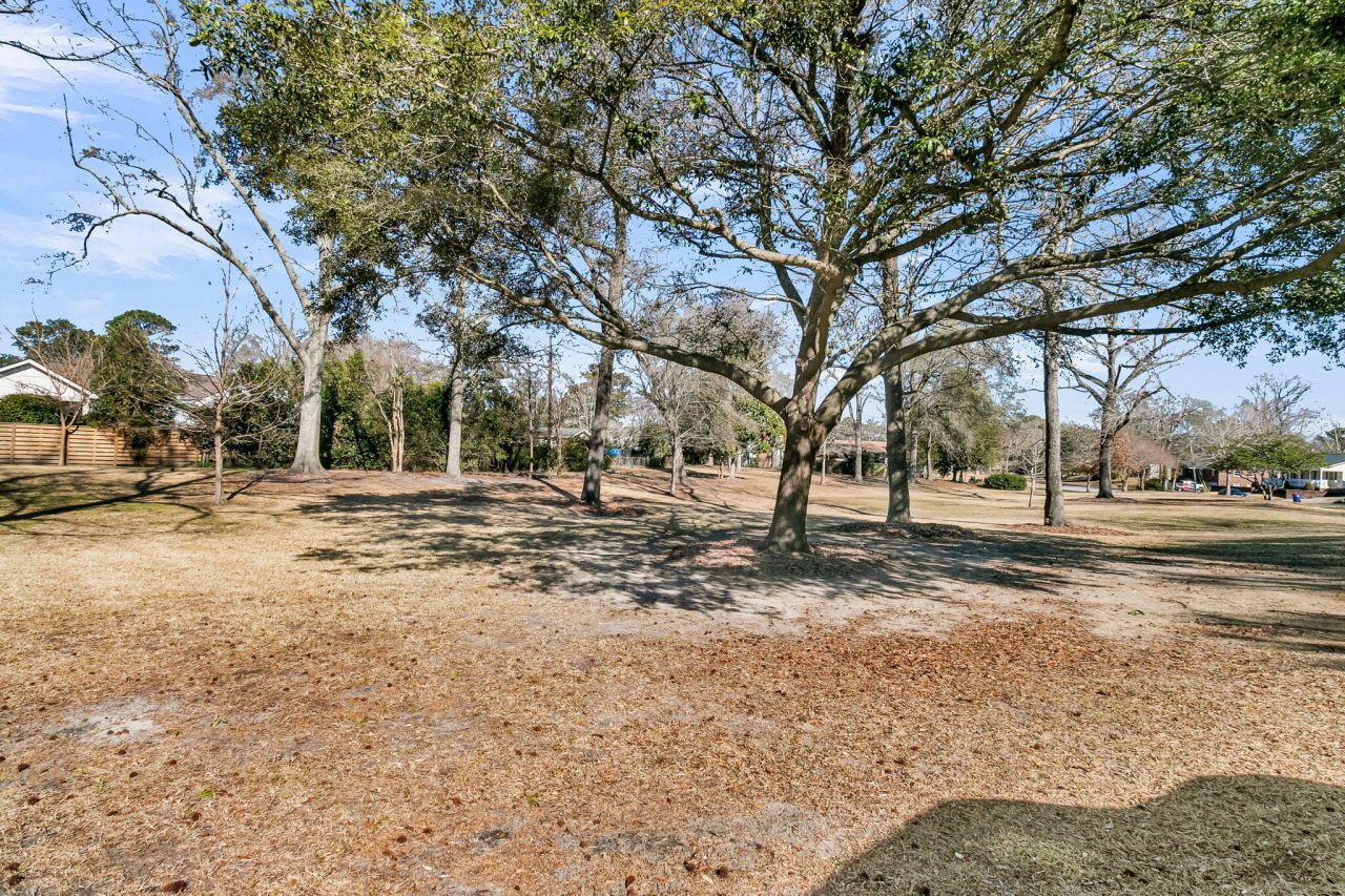 4808 Parkside Drive Photo 34