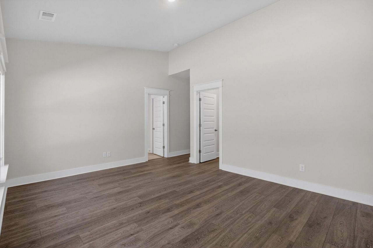 2318 Lenwick Hall Lane Photo 32