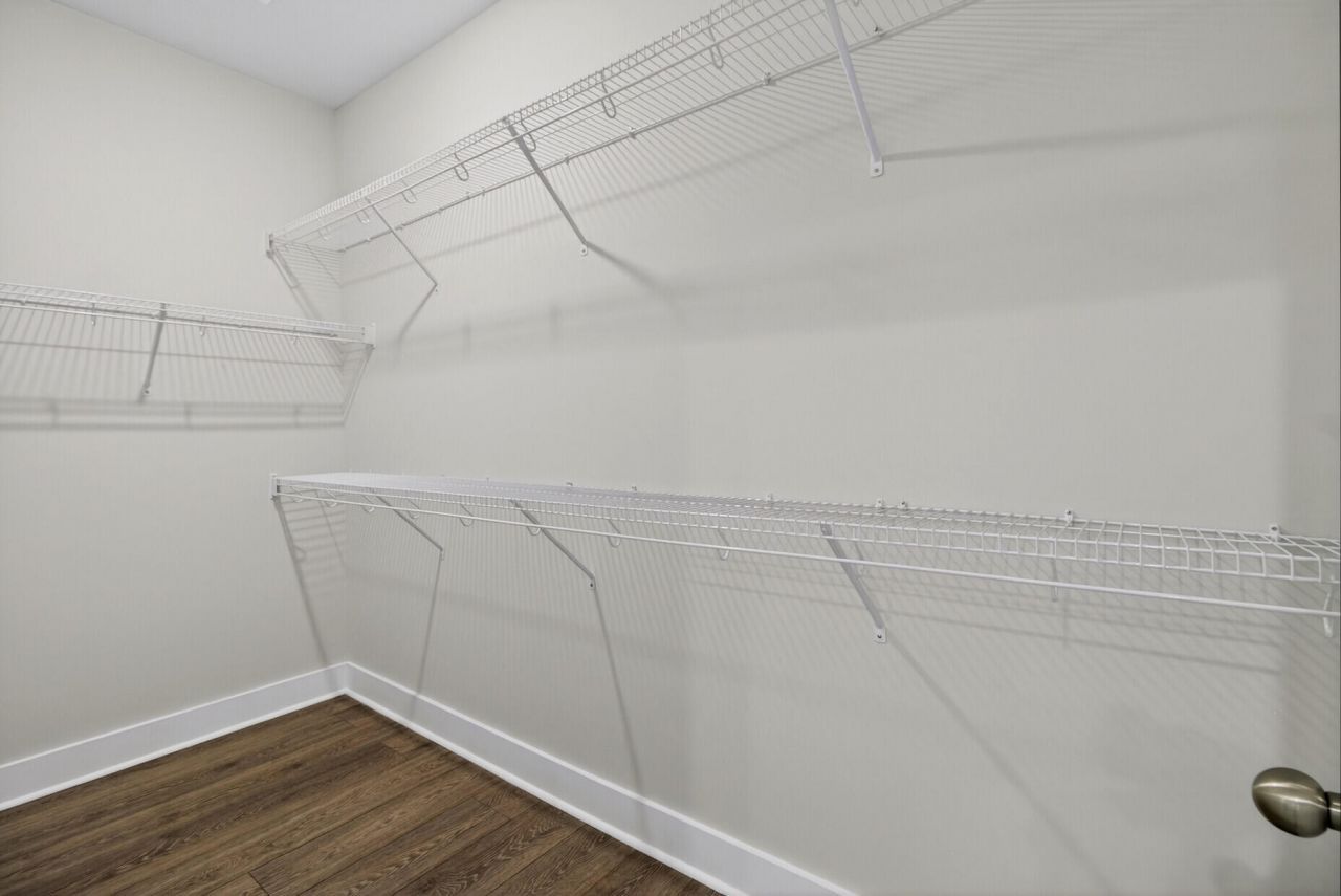 2318 Lenwick Hall Lane Photo 36