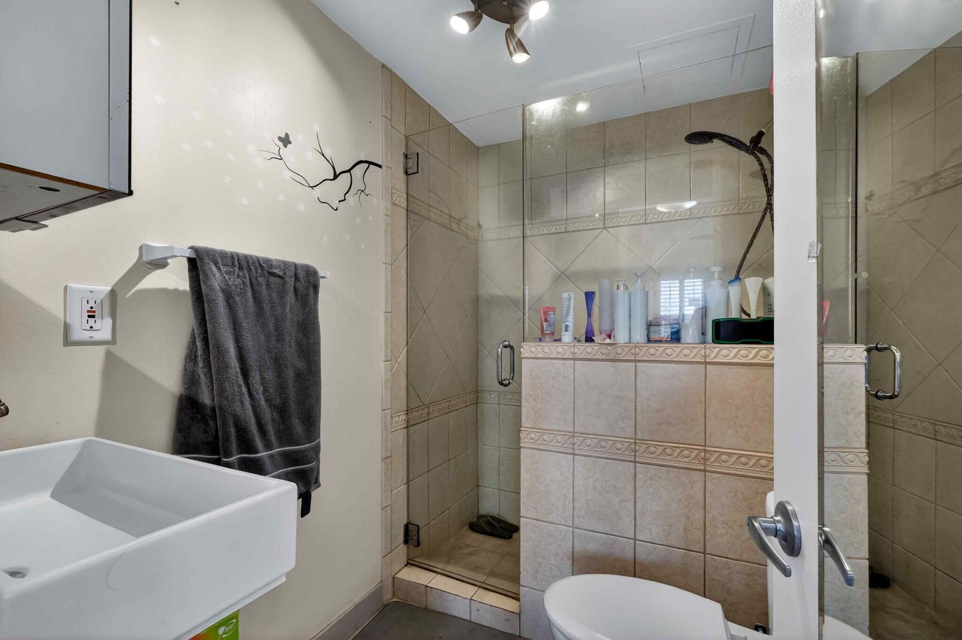 802 Euclid Avenue, Unit 104, Miami Beach, FL 33139 Photo