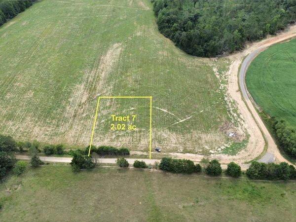 21696 Holland Road, Athens, AL 35614