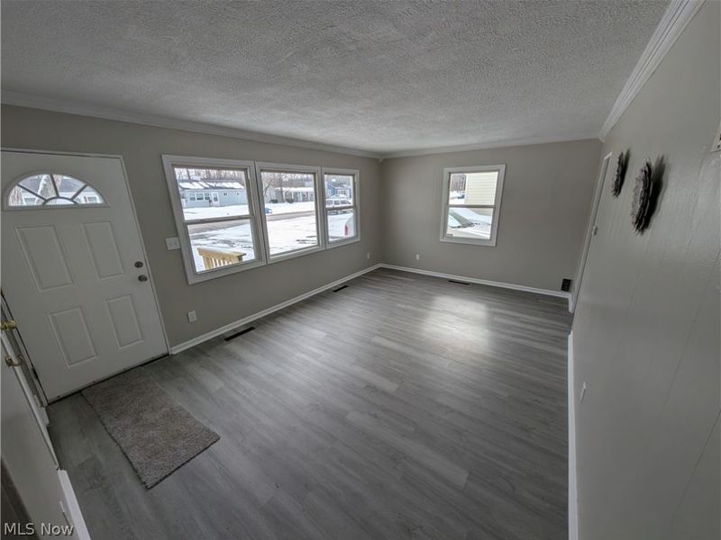 4510 Riverside Drive, Lorain, OH 44055 Photo 2