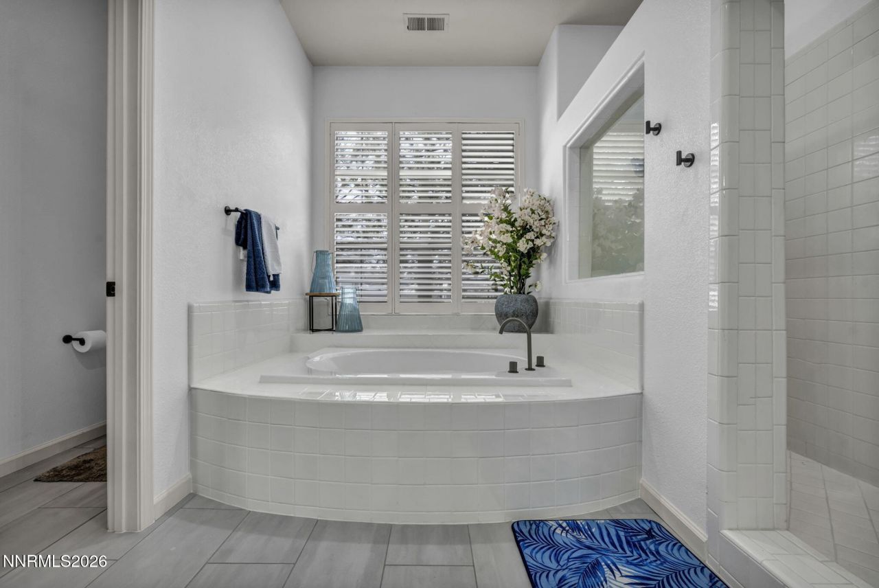 9626 Shadowstone Way, Reno, NV 89521 Photo