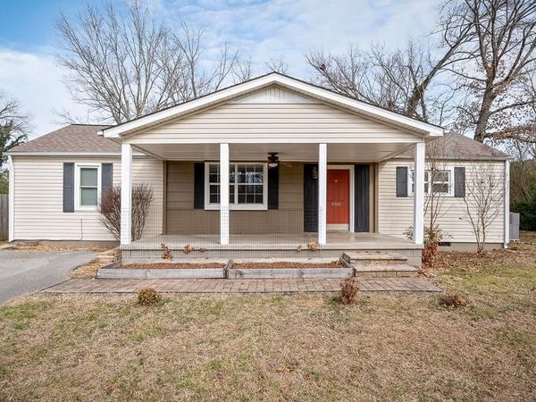 580 E 3rd St, Cookeville, TN 38506